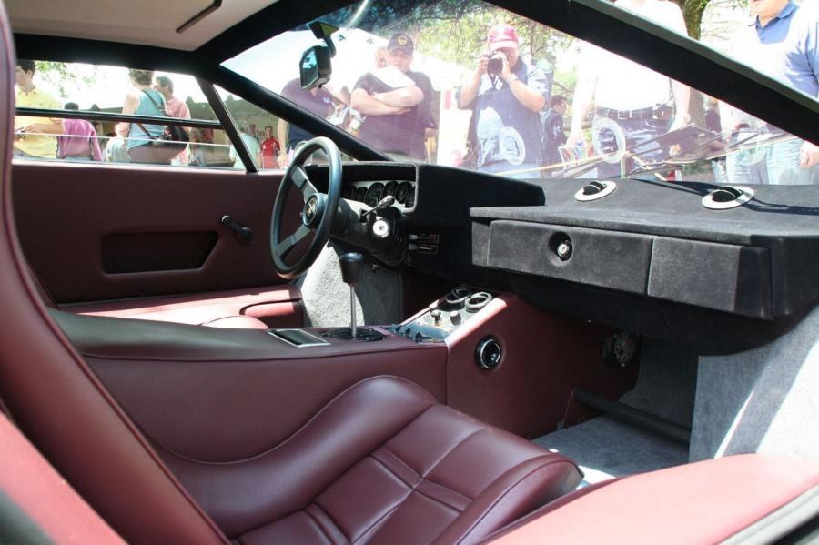  Lamborghini Countach LP400 1977 года  (фото 8 из 14)